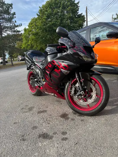 2007 Kawasaki ninja zx10r mint condition message for any questions