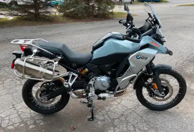Perfect adventure bike …. Fully loaded !!!!! Top box, panniers, New Heidenau tires last fall. Sellin...