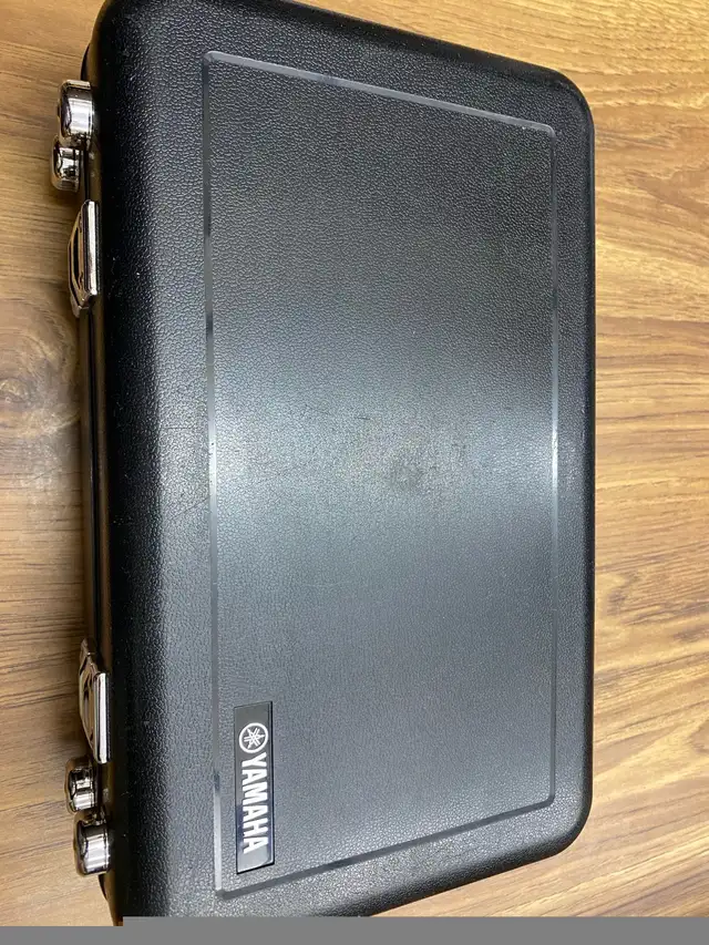 Yamaha Clarinet. Model #255 Absolute MINT condition.Newest model in Woodwind in Saskatoon - Image 7