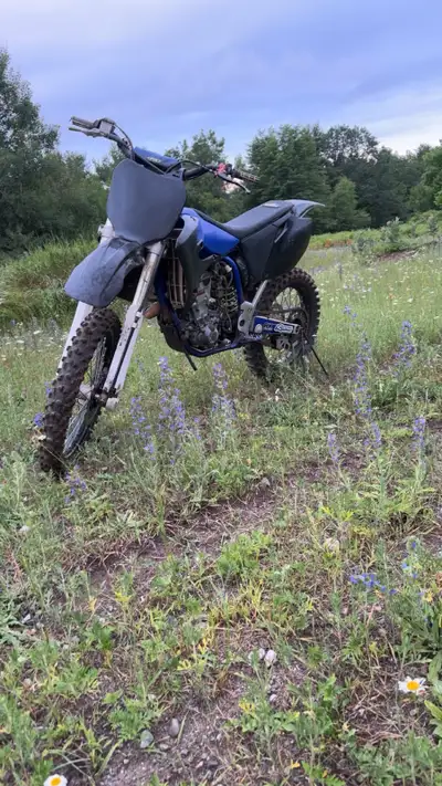 I’ve got a 2003 yz450f bike runs good shifts smooth aswell has new breaks front and back. Tires are...