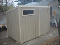 garden / tool shed