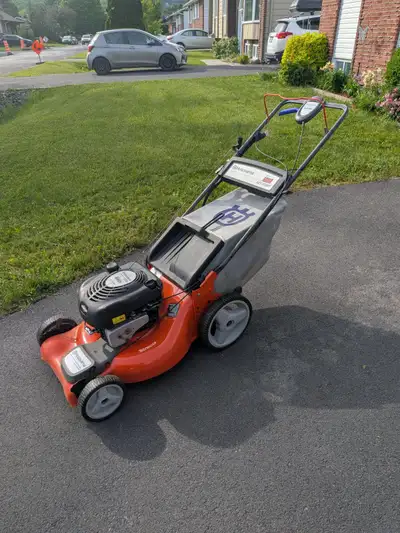 TONDEUSE HUSQVARNA 21 POUCES  A PROPULSION, View more