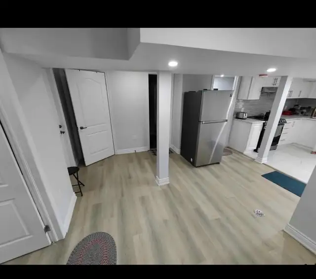 Room for rent in Room Rentals & Roommates in Mississauga / Peel Region - Image 4