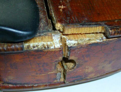 Violin & bow repair & restoration services in String in Sarnia - Image 2