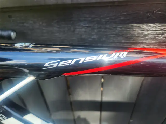 Lapierre Sensium Pro 300 – Carbon Road Bike – Ultegra Upgrade in Road in Ottawa - Image 4