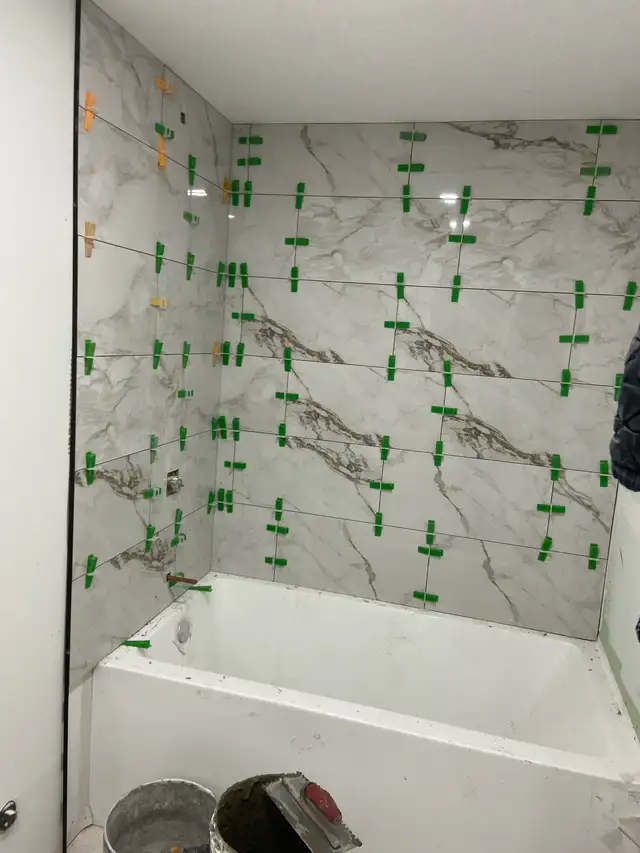 Tile Installer62863241919235124