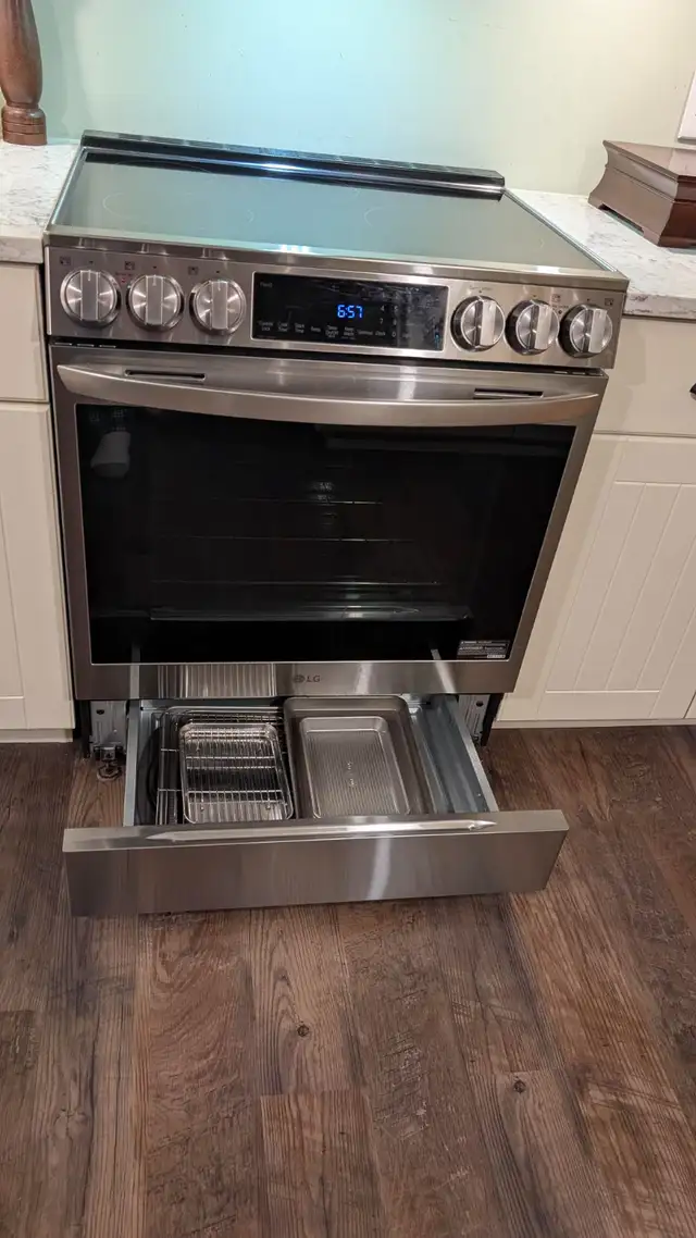 LG - Induction Stove - SOLD in Stoves, Ovens & Ranges in City of Halifax - Image 4