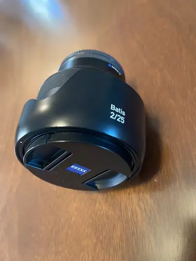 Zeiss Batis 25mm f/2 Sony E Mount – Mint Condition, View more