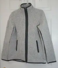 Lululemon It's Fleecing Cold Zip Up Jacket Size 8 - Grey