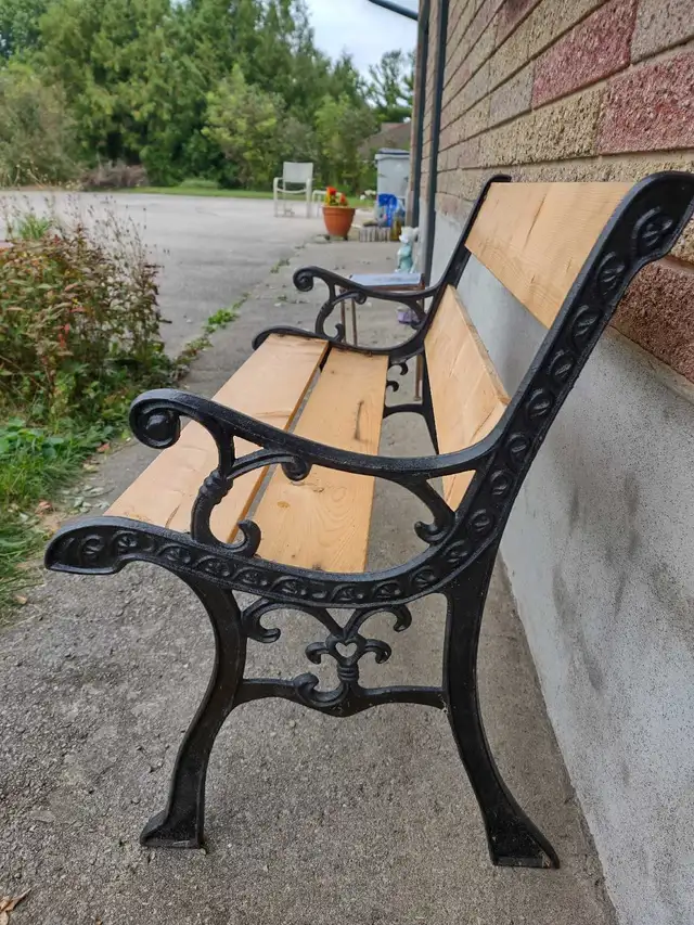 cast iron bench in Patio & Garden Furniture in London - Image 4
