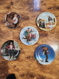 Set of 5 collector plates to be sold together.