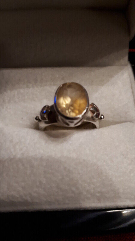 Citrine set in silver ring in Jewellery & Watches in City of Halifax