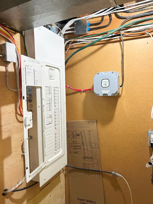 EXPERIENCED MASTER ELECTRICIAN AVAILABLE!519876577109616646