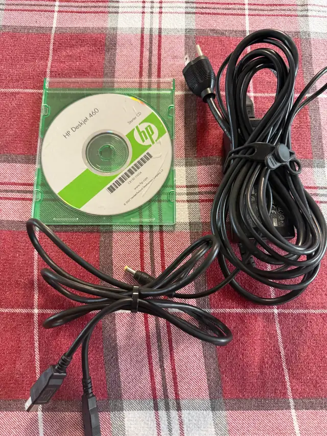 HP Deskjet Portable Printer in Printers, Scanners & Fax in Owen Sound - Image 5