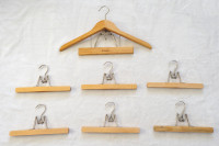 1960s Vintage Wood Clamp-Style Clothes Hangers – set of 7
