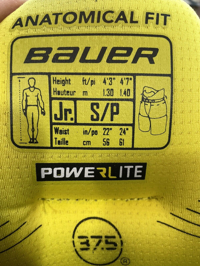 Junior Bauer Supreme 1s Hockey Pants in Hockey in Regina - Image 3