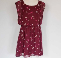 Floaty Feather Print Dress - as NEW!