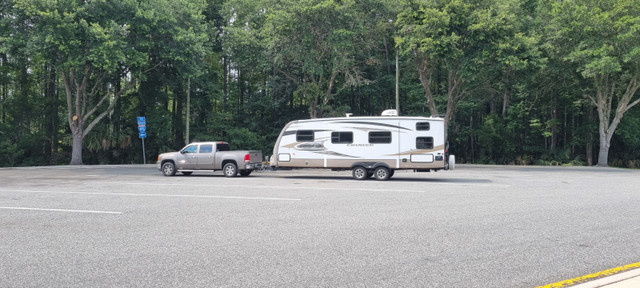 Roulotte avec camion de 2012 dans Caravanes classiques  à Ville de Montréal