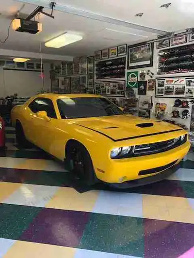 AS NEW ! $ 38K CASH no rain .no longer req'd. Health My 8 yr. ownership kms. 404 or 57/ yr. 5K on su...