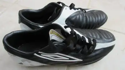 Umbro size 7 soccer cleats, View more