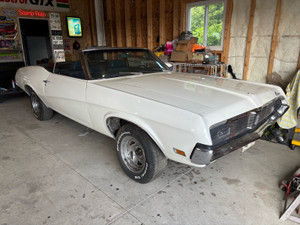 1969 Mercury Cougar XR7