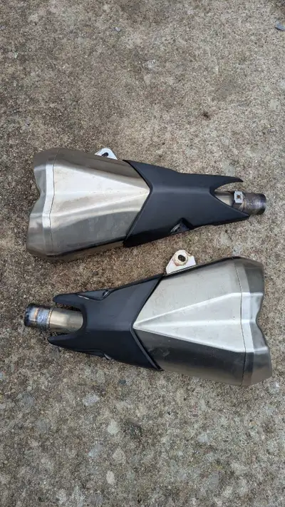 I'm selling my used genuine Kawasaki Z1000 dual shorty mufflers for $160 OBO. If you're seriously in...