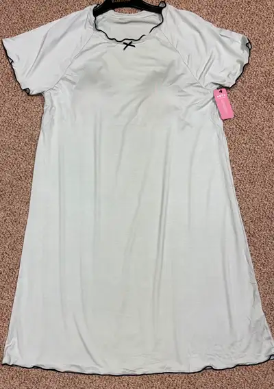 Women’s nightgown (new), View more