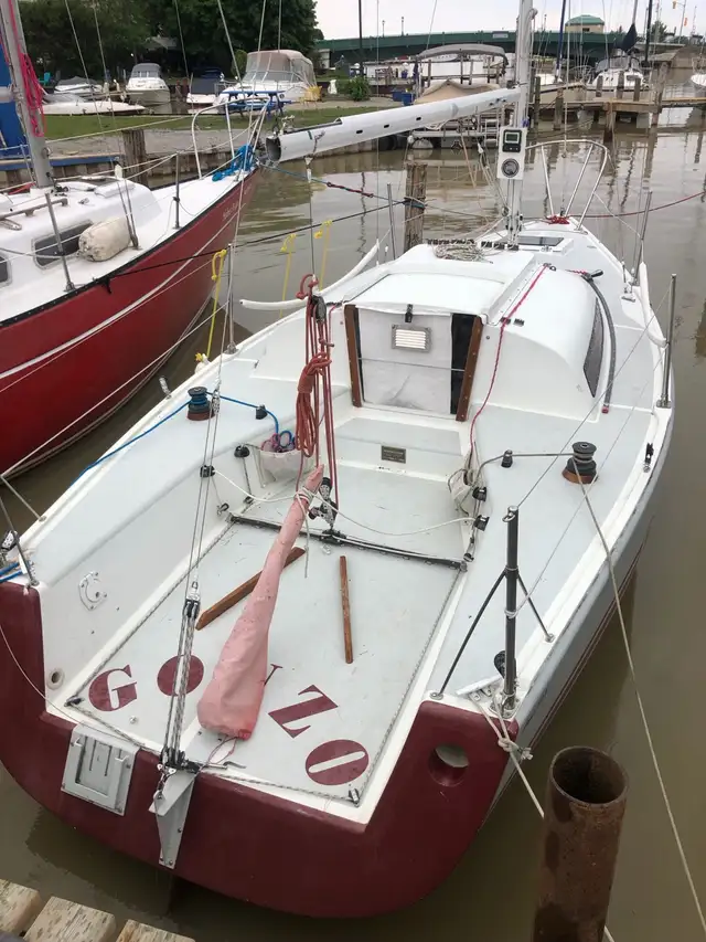 Farr 727 Sailboat “Gonzo” 25’  in Sailboats in London - Image 3