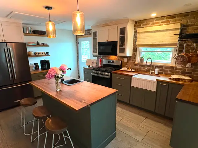 Private room + ensuite + walk-in closet in Room Rentals & Roommates in Ottawa - Image 5