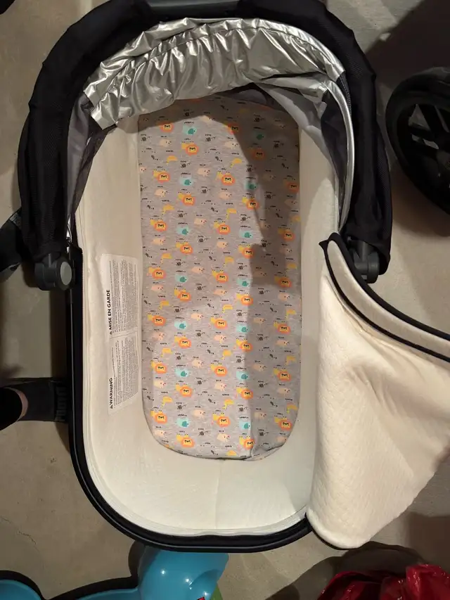 uppababy stroller in Strollers, Carriers & Car Seats in Mississauga / Peel Region - Image 5