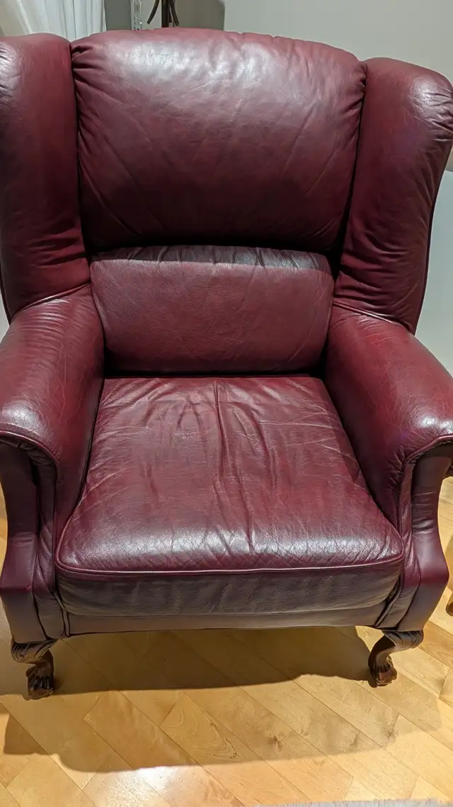 Fauteuil et causeuse en cuir in Couches & Futons in Laval / North Shore - Image 3