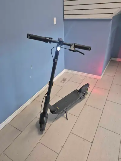 NINEBOT SEGWAY Max G2, View more