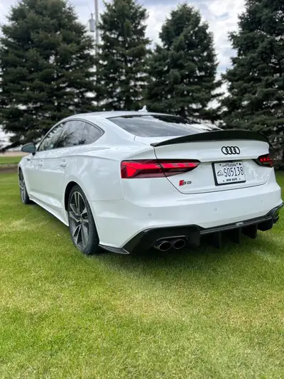 Selling my 2020 Audi S5 Sportback (Progressiv trim) in white. The car is in excellent condition insi...