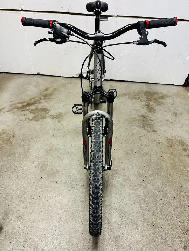 Overhauled Specialized aluminum mountain bike upgraded 1 by  in Mountain in Markham / York Region - Image 8