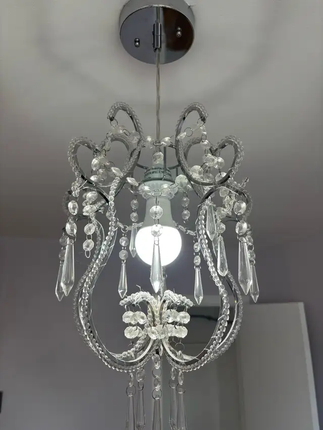 Chandelier  in Home Décor & Accents in City of Montréal - Image 2