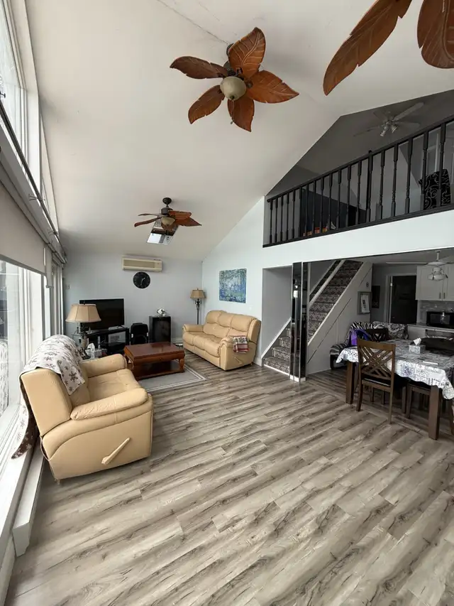 Waterfront Lake Cottage for Rent no EXTRA FEES in Ontario in Canada - Image 9