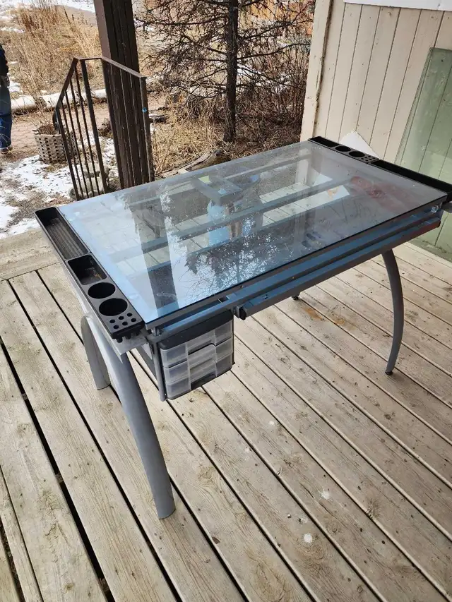 Drafting/ Artist Table  in Hobbies & Crafts in Calgary - Image 6
