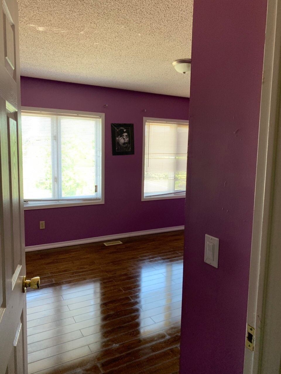 Spacious 4 Bedroom detached home in Williams Pkwy and 410 3