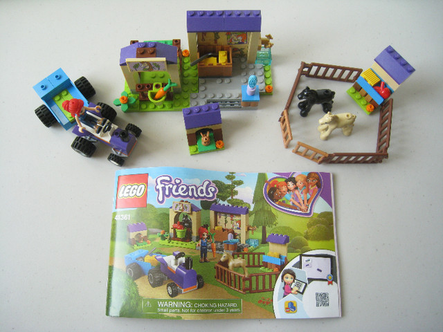 LEGO Friends Mia's Foal Stable Set in Toys & Games in Guelph