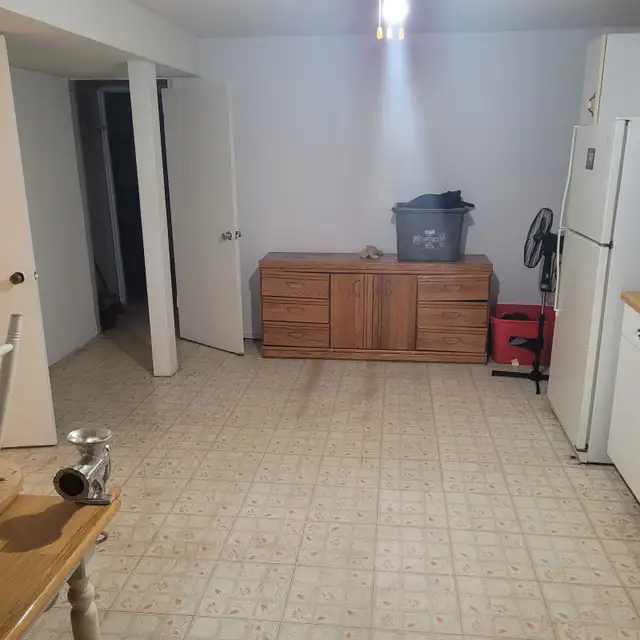Basement Apartment in Long Term Rentals in St. Catharines - Image 5