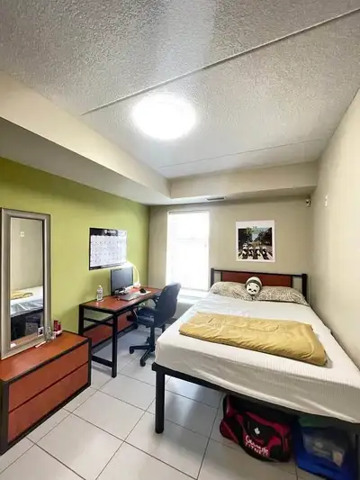 208 Sunview (Sep - Dec 2025) Sublet