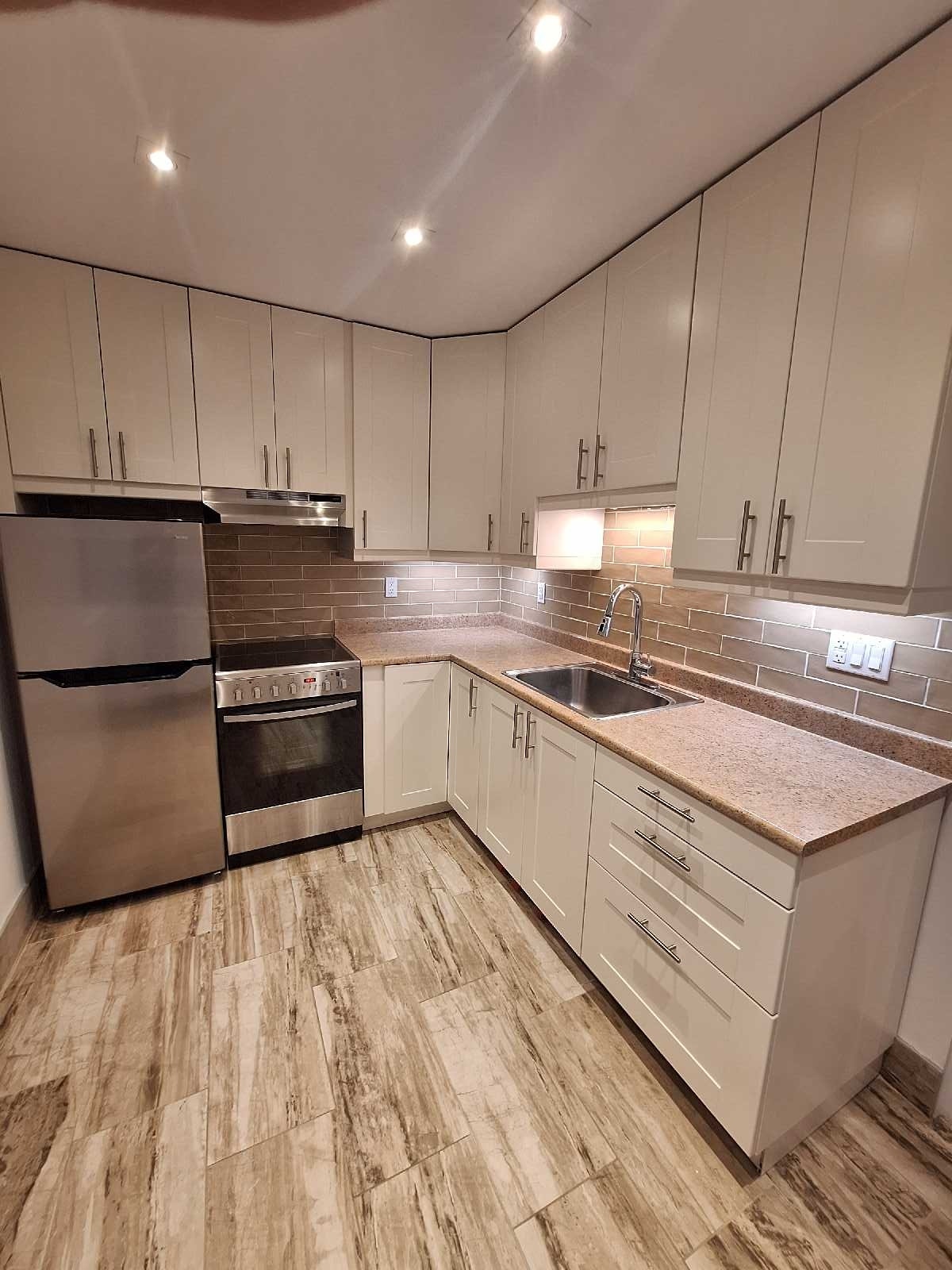 3644 Av. du Musée — photo 2