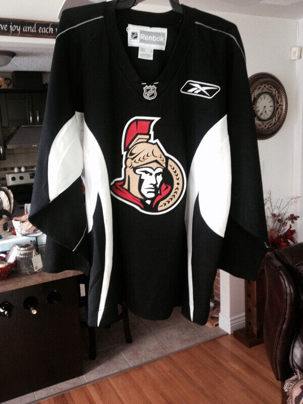 NHL hockey jerseys Hockey Grande Prairie Kijiji