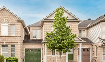 3BR; 2.5Bath; Townhome for Rent in The Orchard