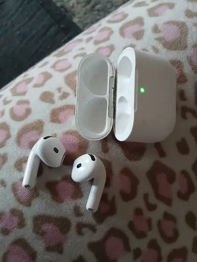 Airpods 4, View more