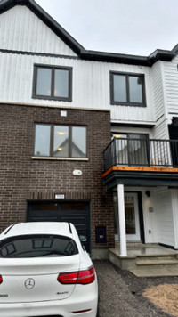 Brand new 2 bedroom 1.5 bath Condo Townhouse for rent!
