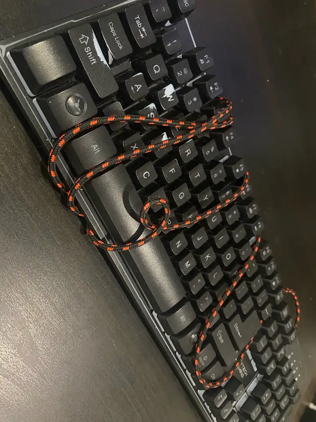 Keyboard484996689157181441