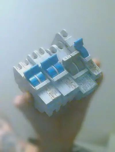 Stab-Lok Type NC Circuit Breakers, View more