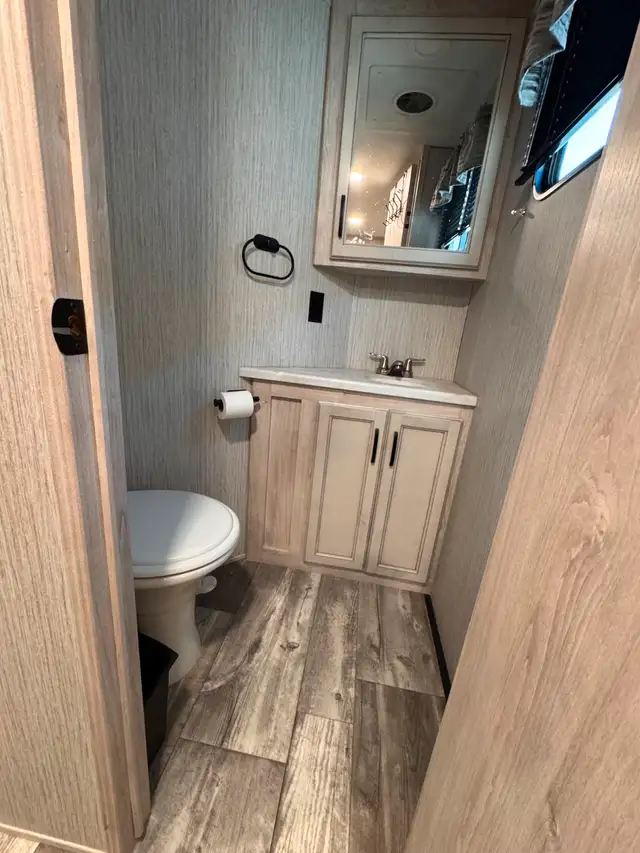 2022 Forest River sierra luxury 388bhrd in RVs & Motorhomes in Laval / North Shore - Image 10