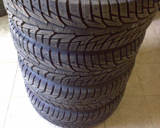 p215 60 16 Hankook Winter Tires BRAND NEW in Tires & Rims in Markham / York Region - Image 2